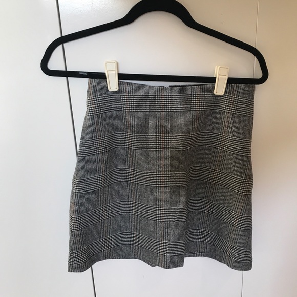 Plaid Mini Skirt - Picture 2 of 3